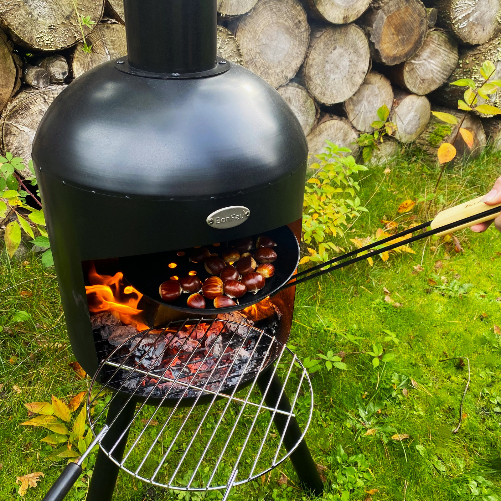 Bonfeu Bonselo Outdoor Chiminea Fireplace - Black