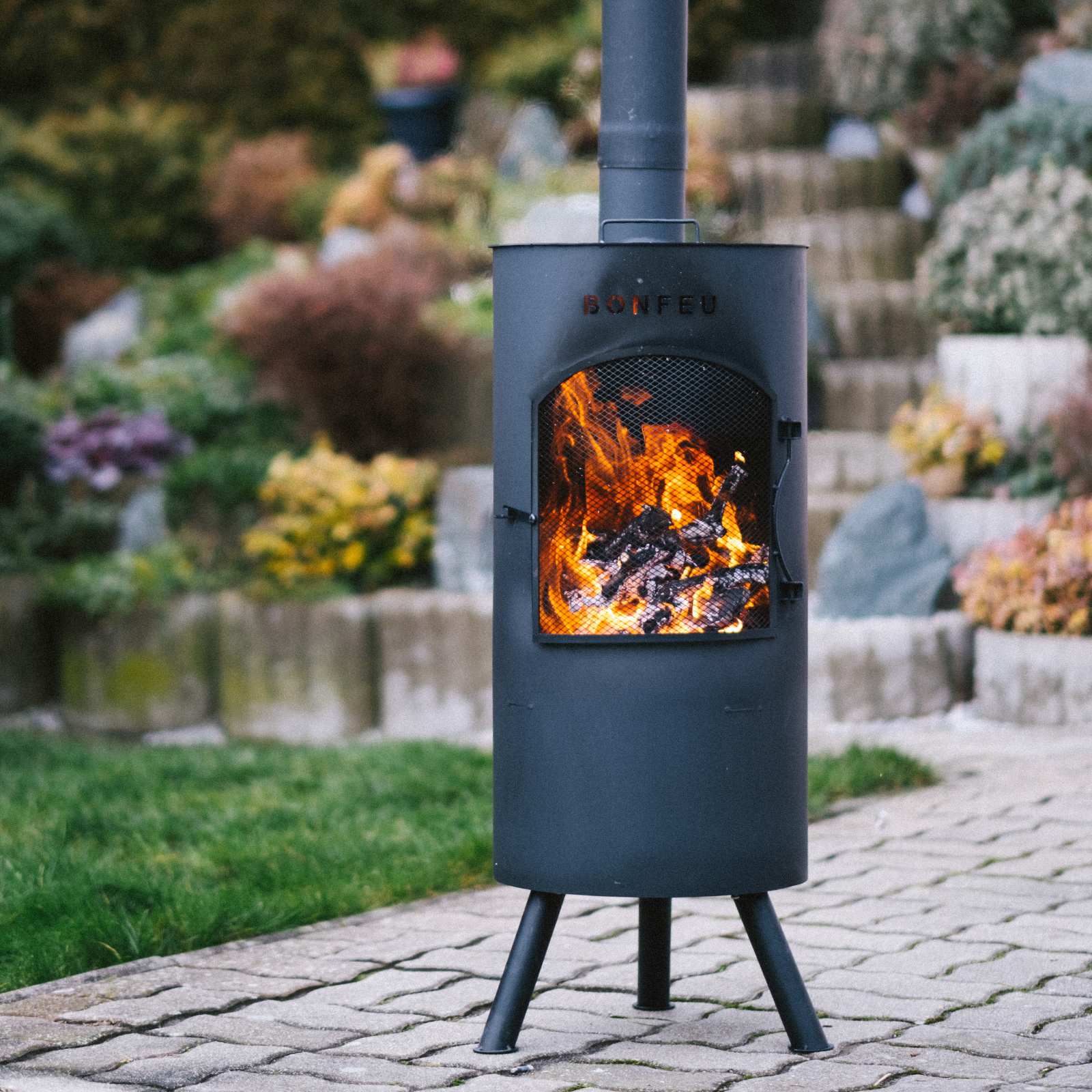 Bonfeu Bontino LP Outdoor Chiminea Fireplace - Black/Corten