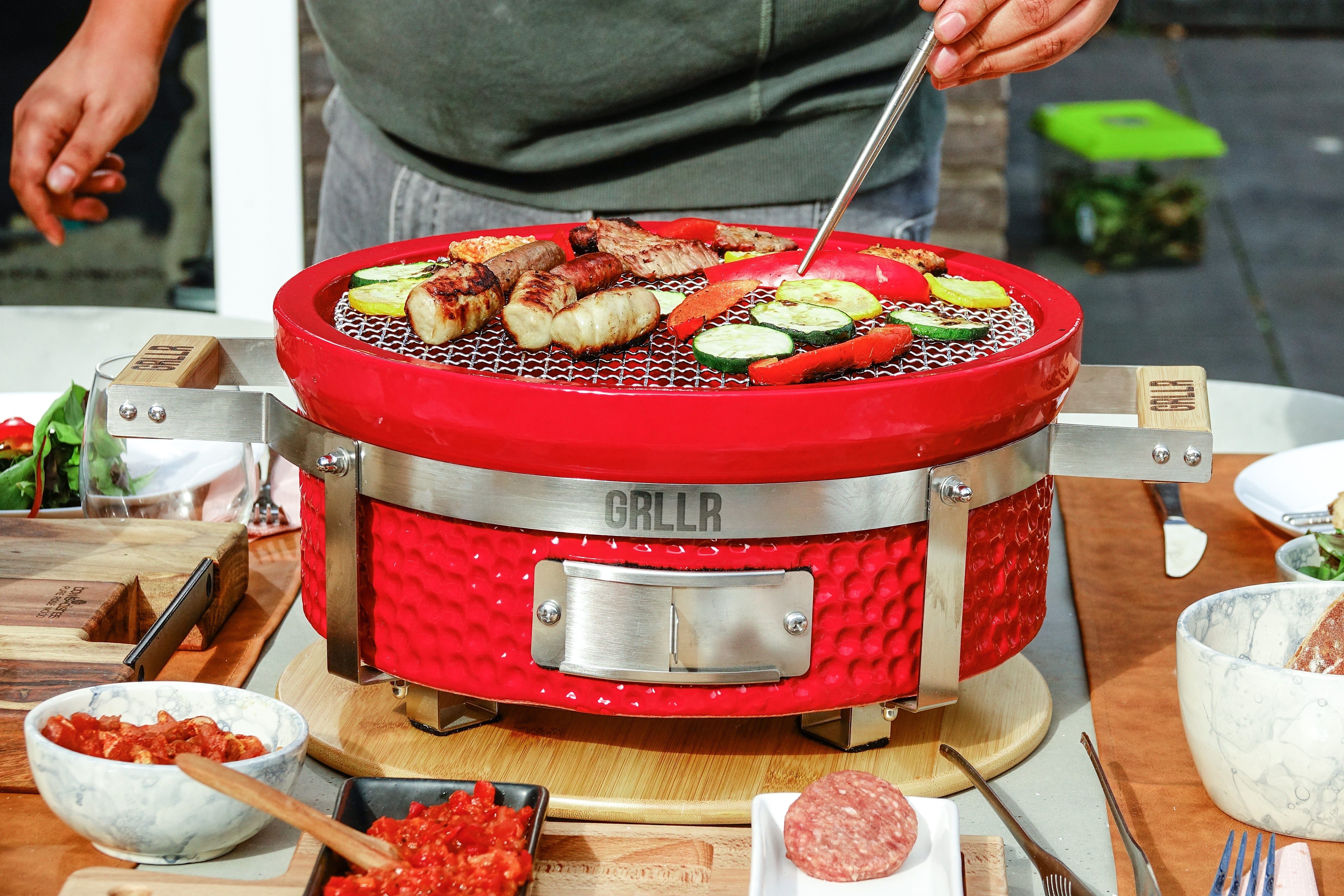 GRLLR Tokyo Shichirin Round Table Top Barbecue - Black/Red/White Grllr