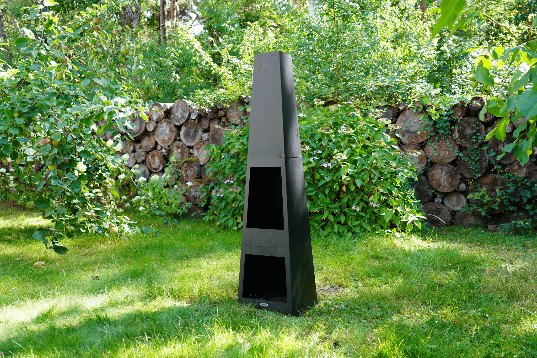 HEAT Oslo Dual Level Outdoor Fireplace - Black
