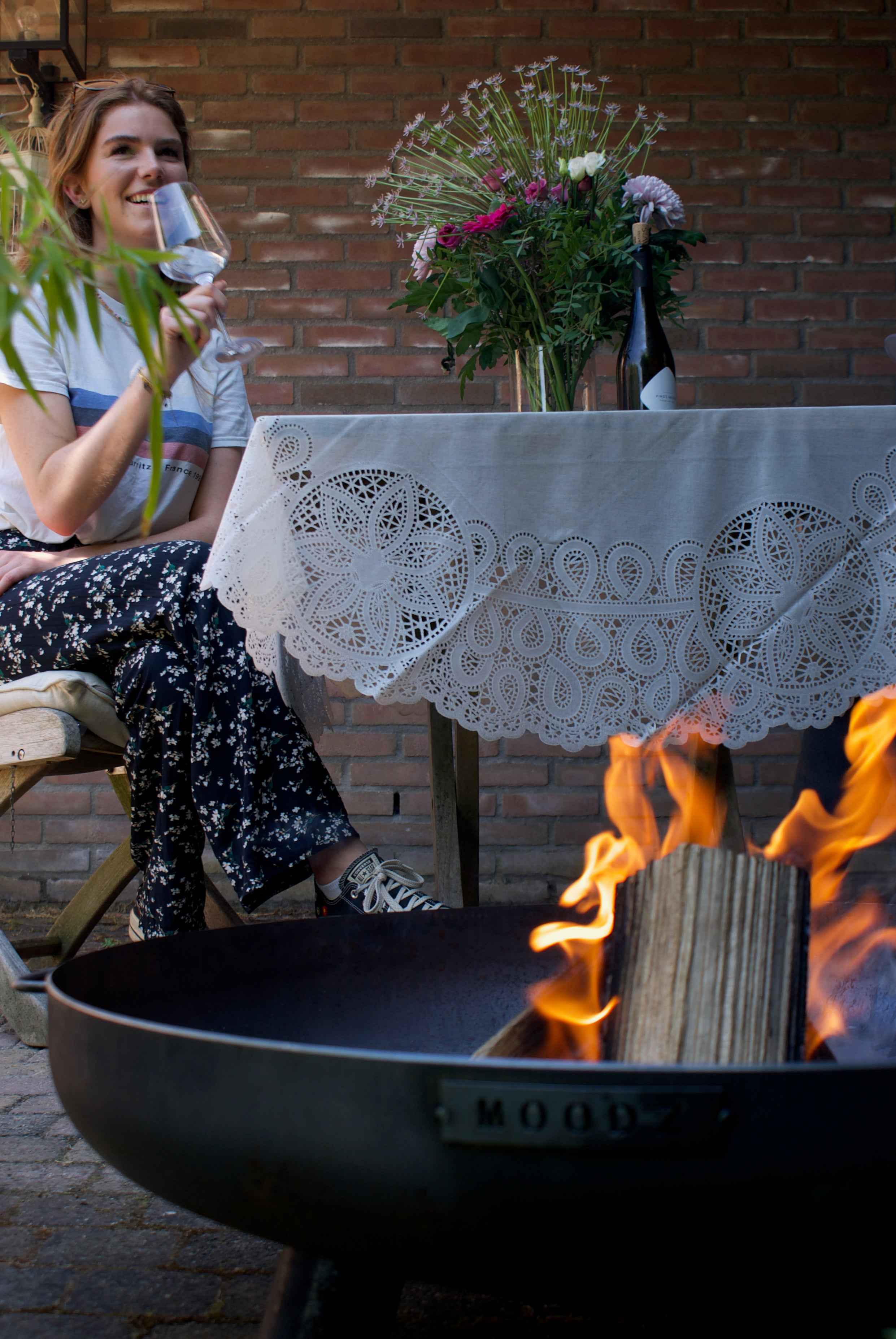 MOODZ 60cm Corten Steel Fire Bowl With Feet & Handles