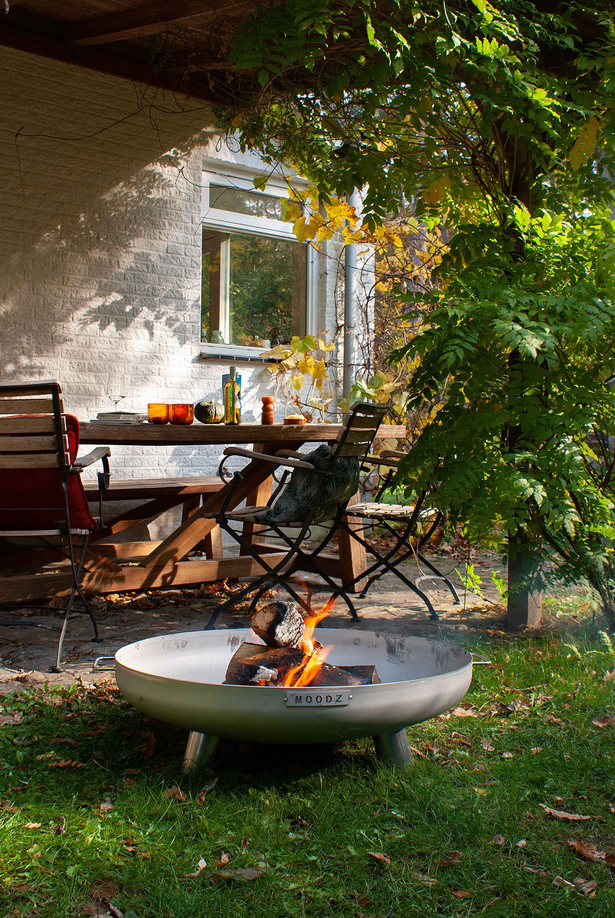MOODZ 100cm Stainless Steel Fire Bowl With Feet & Handles