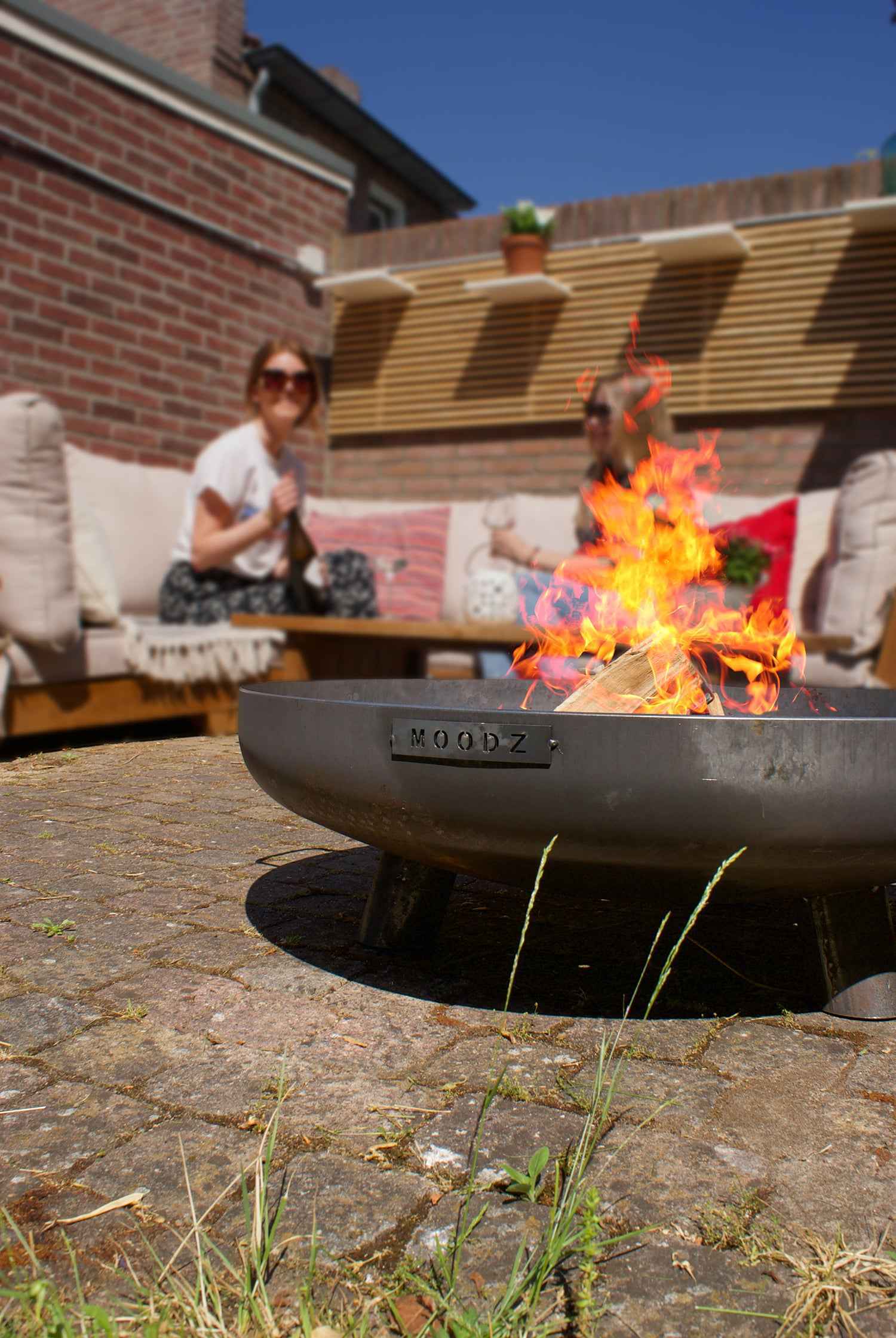 MOODZ 60cm Stainless Steel Fire Bowl With Feet & Handles