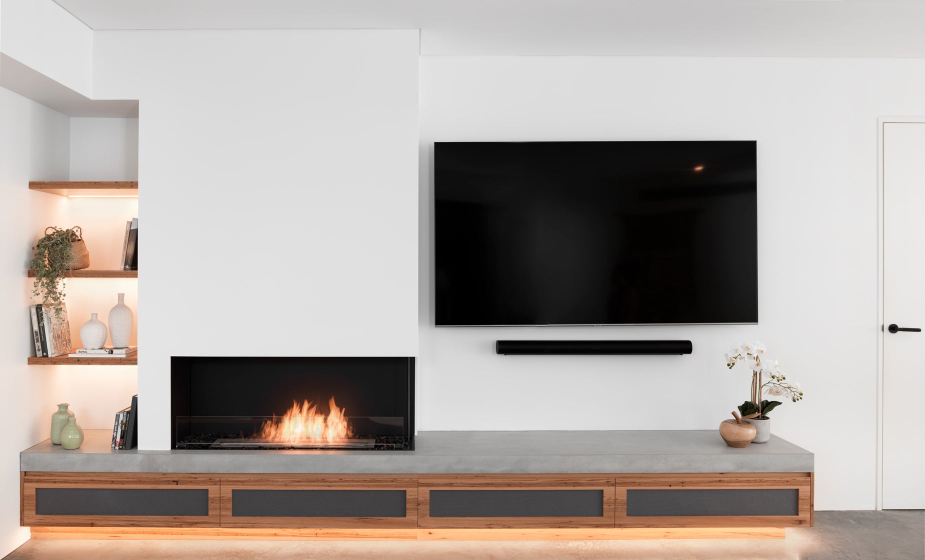 EcoSmart Fire Flex 122RC Right Corner Fireplace Insert
