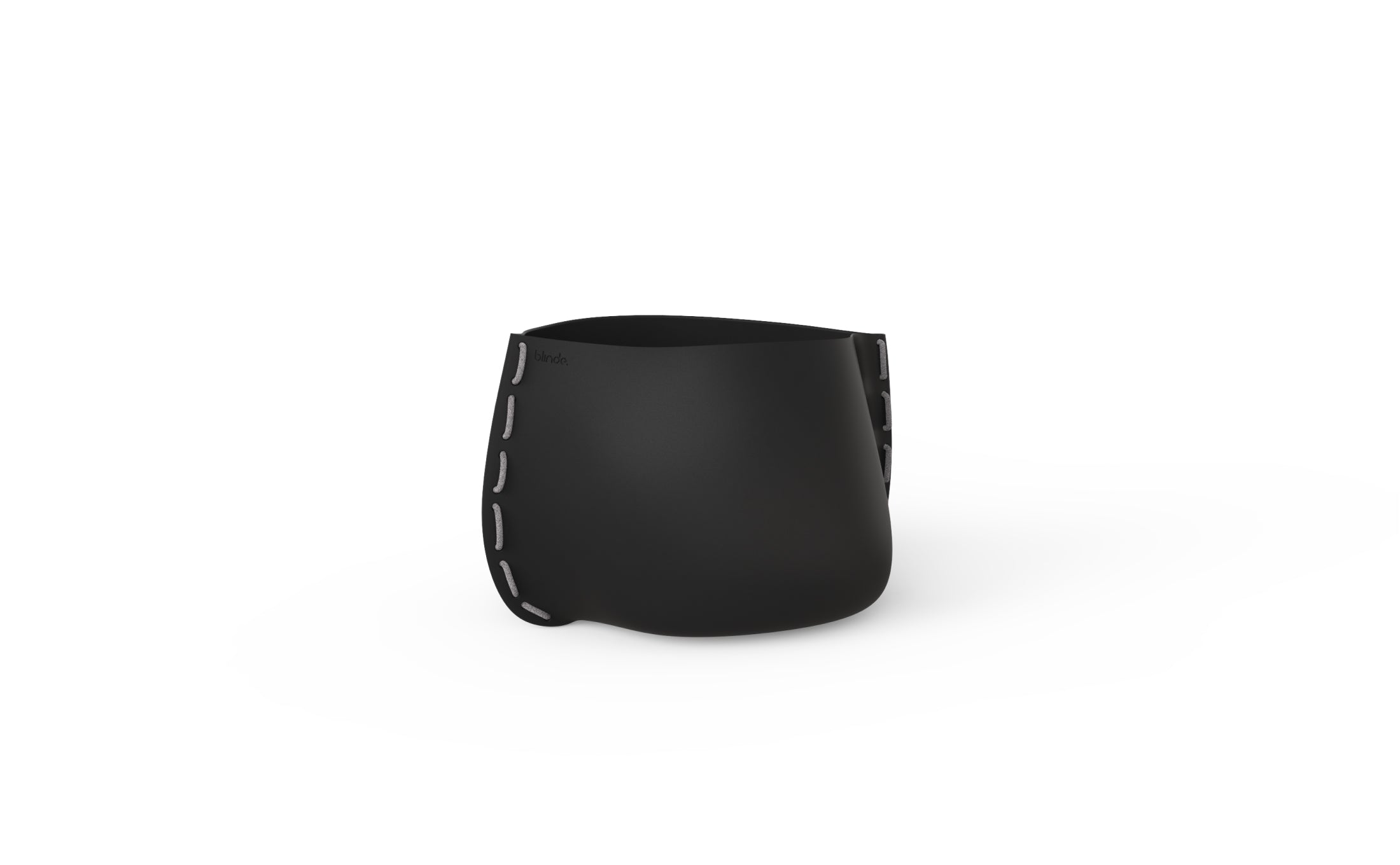 Stitch 25 Concrete Planter