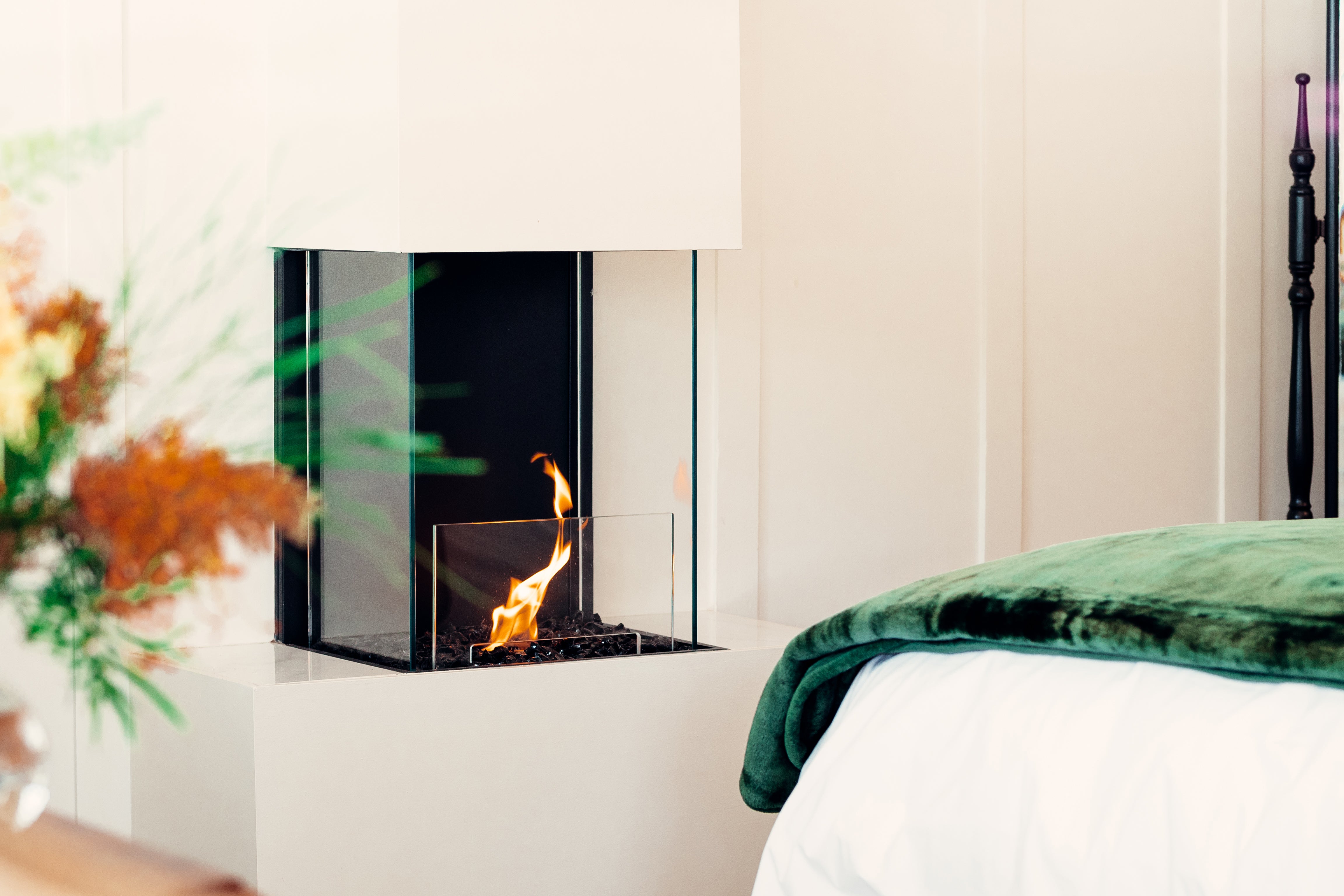 EcoSmart Fire Flex 32BY Bay Fireplace Insert
