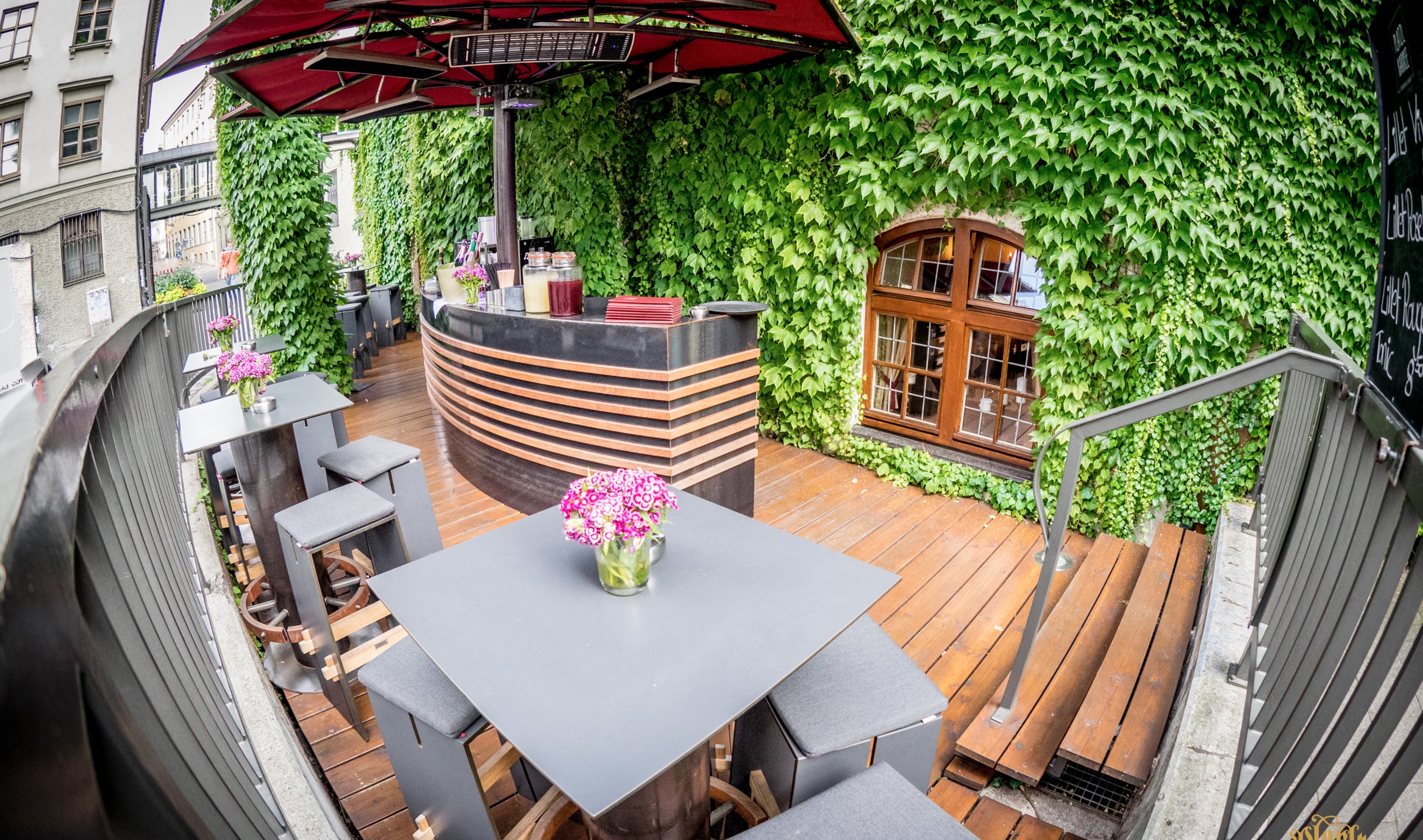 Spot 2800W Electric Radiant Heater