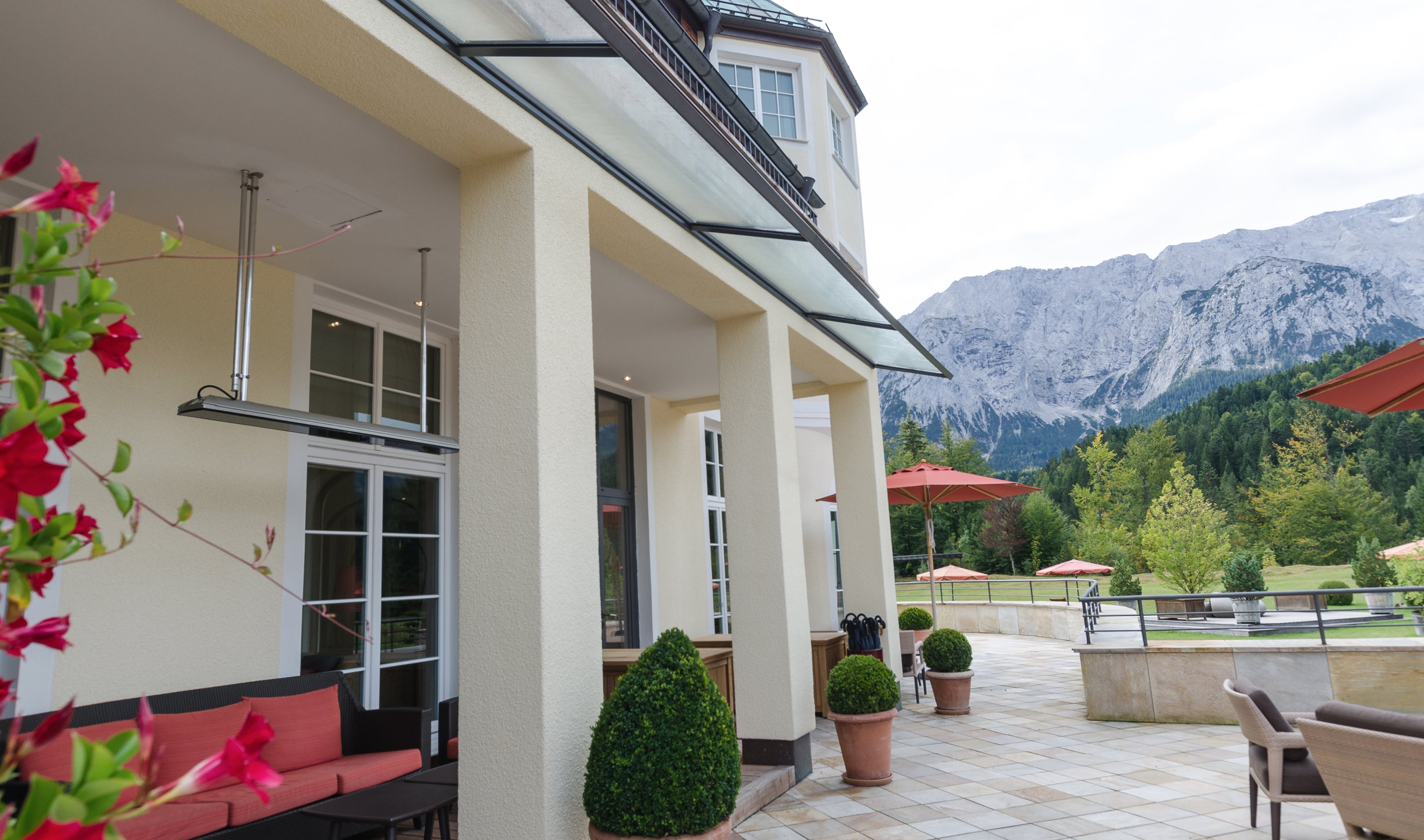 Vision 3200W Electric Radiant Heater