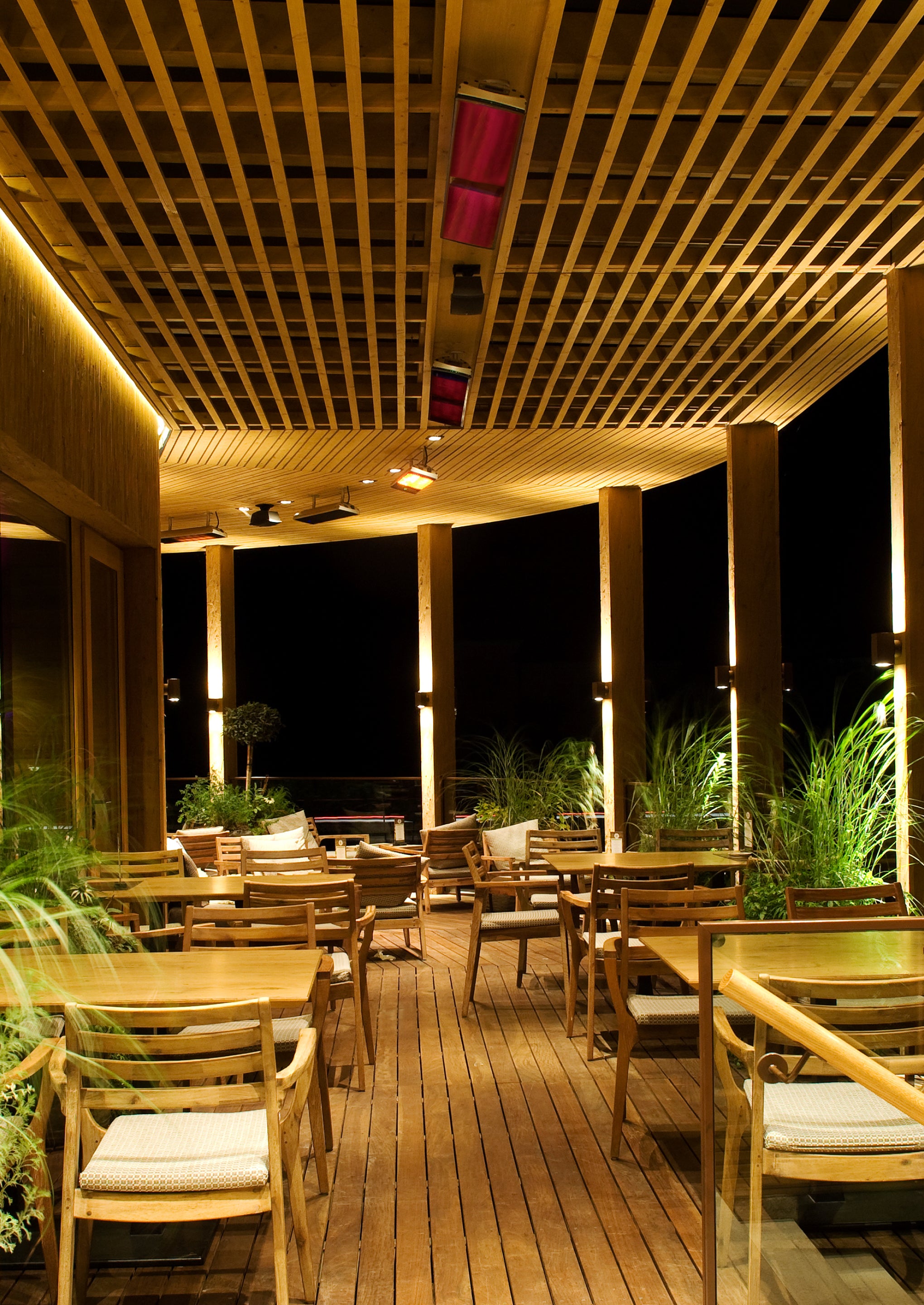 Vision 3200W Electric Radiant Heater