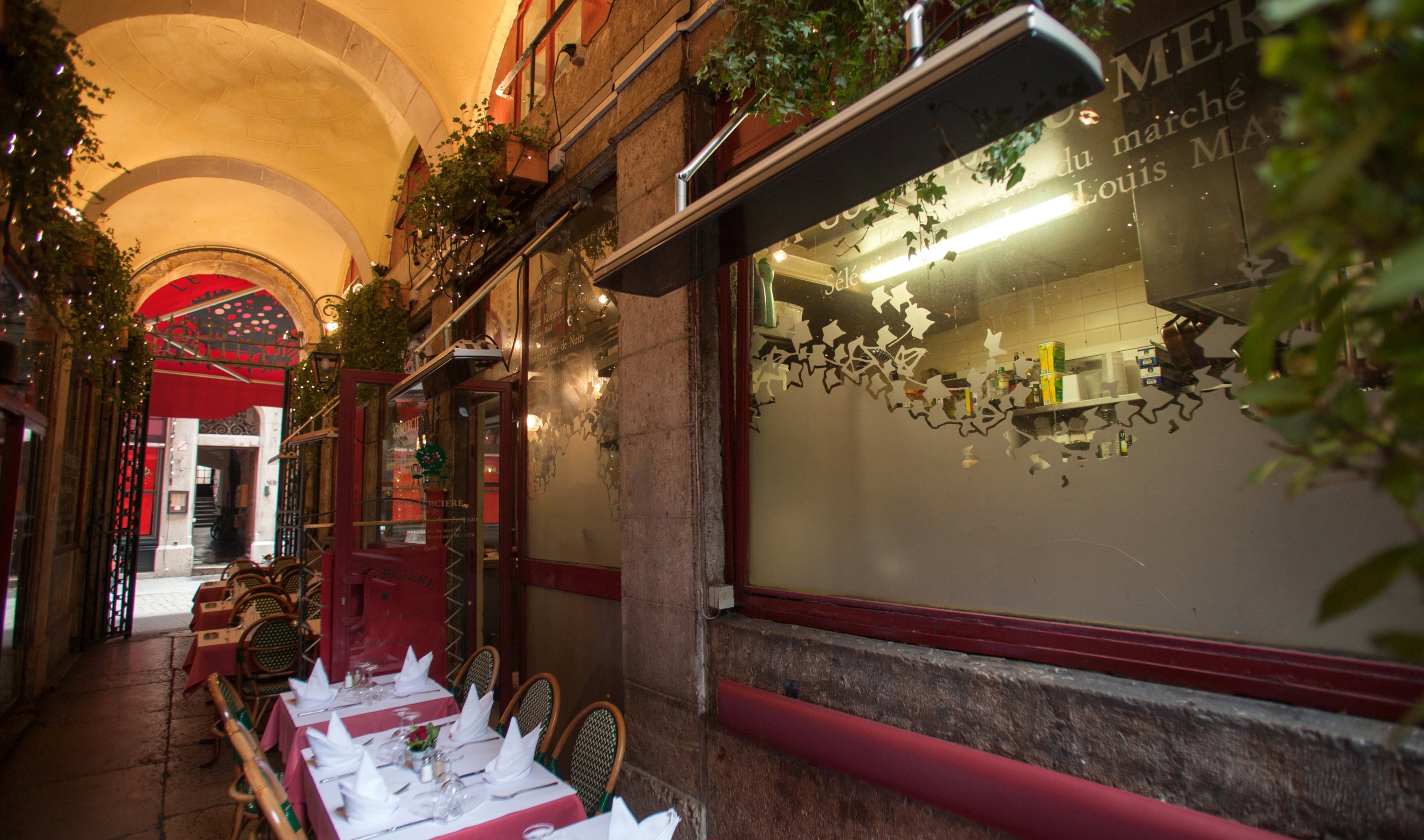 Vision 3200W Electric Radiant Heater